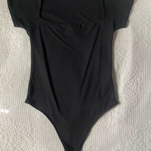 Aritzia Babaton Classic Black Bodysuit